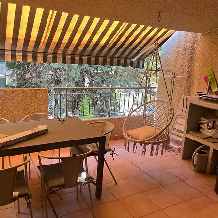 Appartement T4climatisé 100m De La Du Barry Avec 2 Terrasses ,parking Prive,3 Chambres, Tres Calme